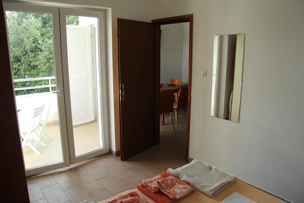 Apartment Alice Novalja Kültér fotó
